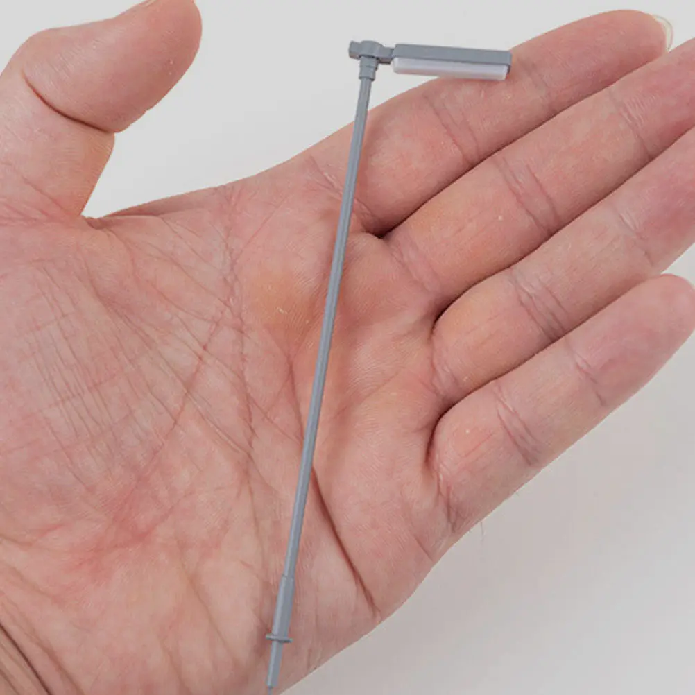 

2Pcs Glowing Streetlamp Miniature Yard Lamp Steel Lamp Post Decorative Mini House Garden Lighting Sand Table Landscape Decor