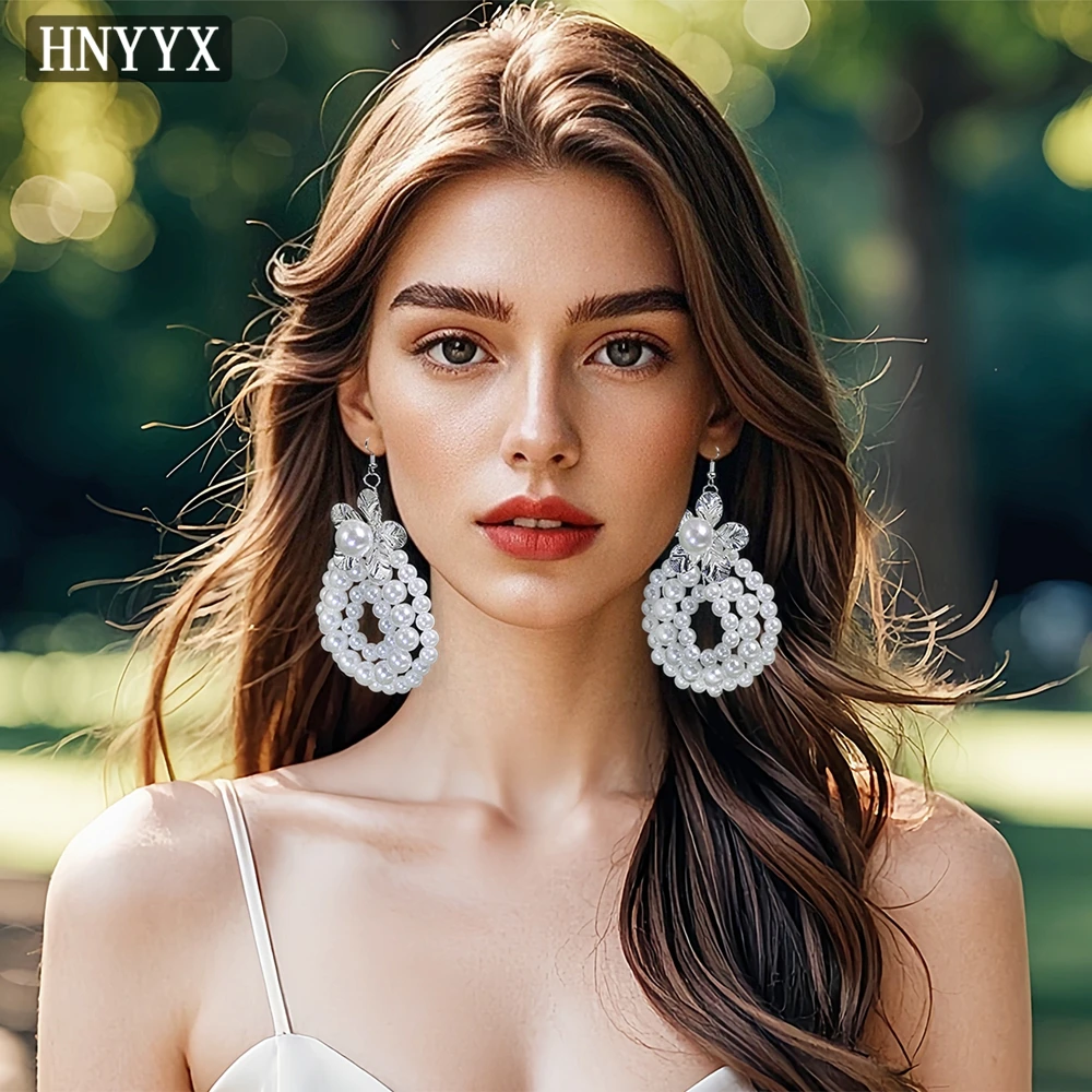HNYYX موضة اللؤلؤ الأقراط الطويلة هندسية مستديرة ياردروب للنساء زهرة أقراط العروس مجوهرات الزفاف اكسسوارات B13