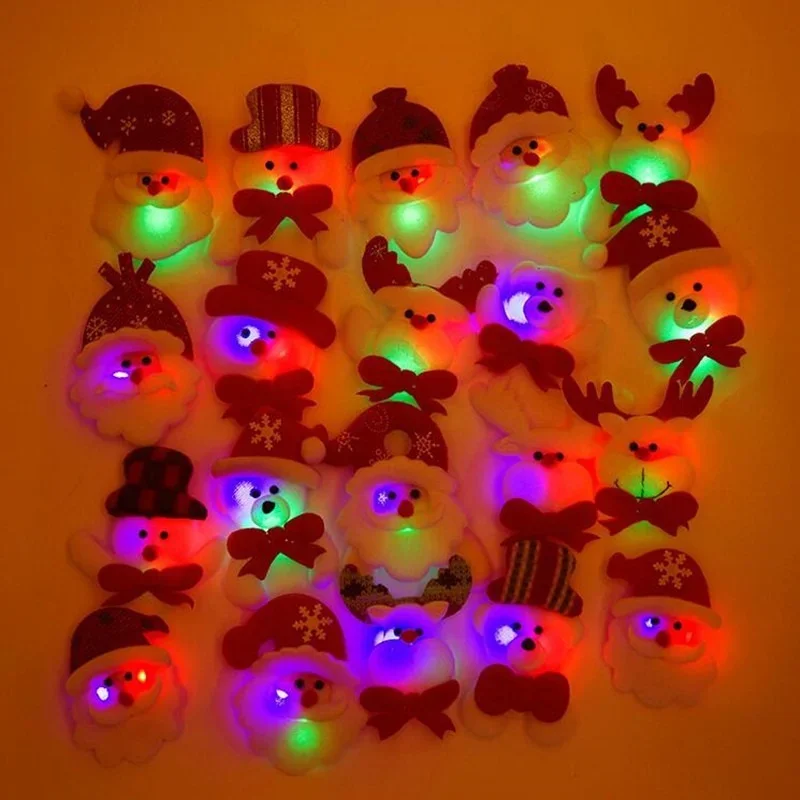 

50pcs LED Flashing Batteries Santa Claus Deer White Bear Brooch Pin Badge Children Toy Party Birthday Gift Wedding Festival