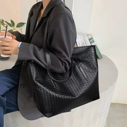 

Женская большая вместительная сумка-тоут, новинка 2025 года, модная высококачественная стильная универсальная дорожная сумка на одно плечо