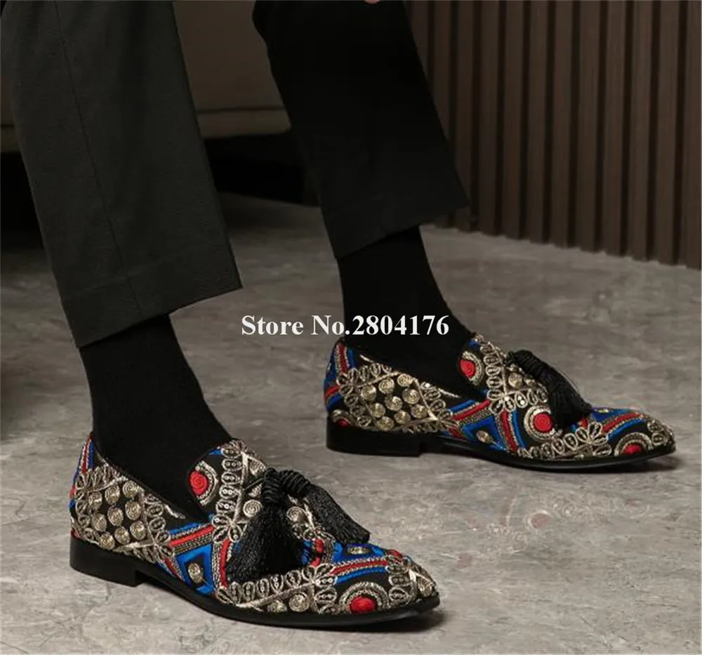 

Men Hand-embroidered Fringes Flat Loafers Newest Round Toe Multicolor Slip-on Tassels Comfortable Causal Shoes