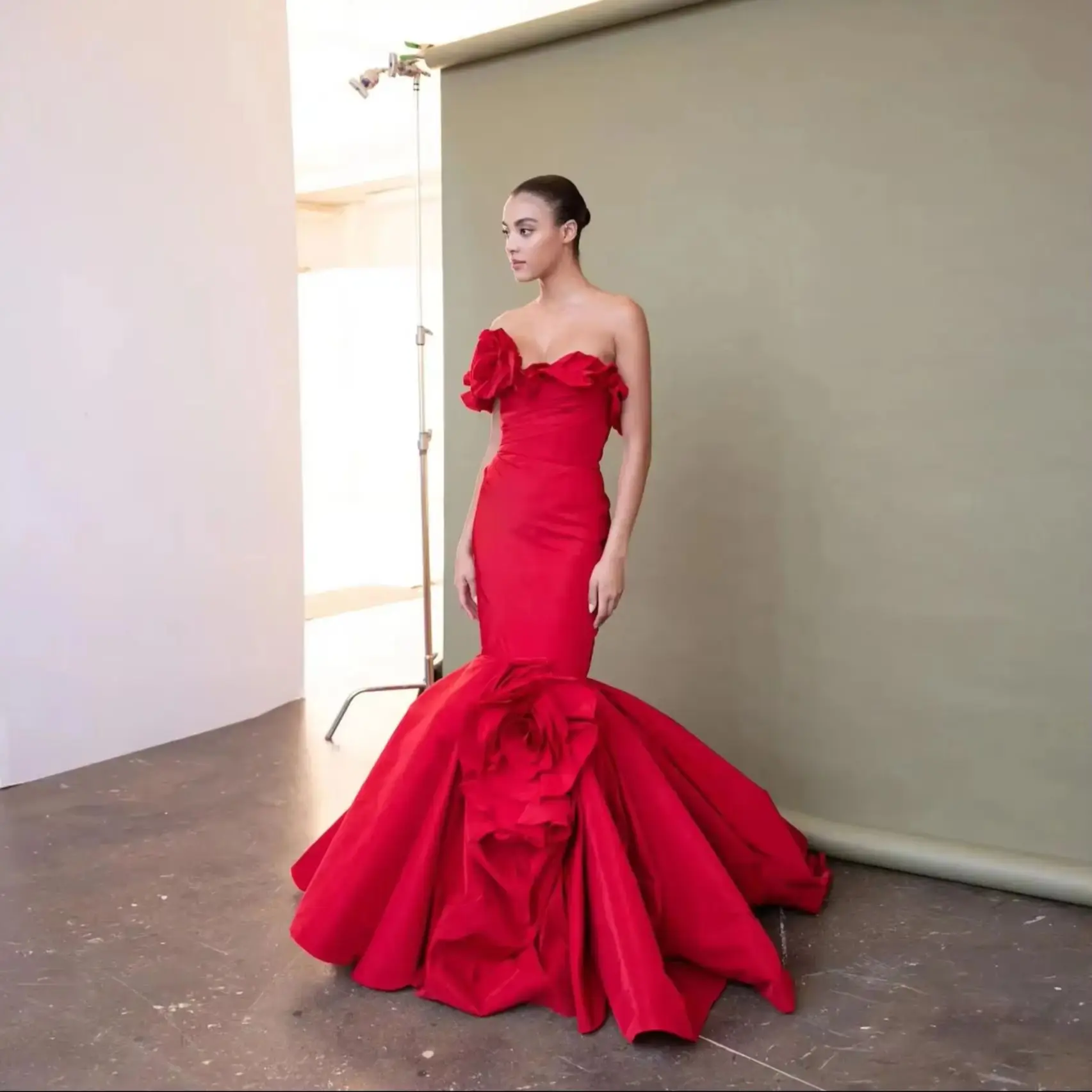 

Layered Custom Made Fuchsia Special Occasion Party Dresses Sweetheart Long Dubai Flowers Prom Gowns Luxury Mermaid Women Dress