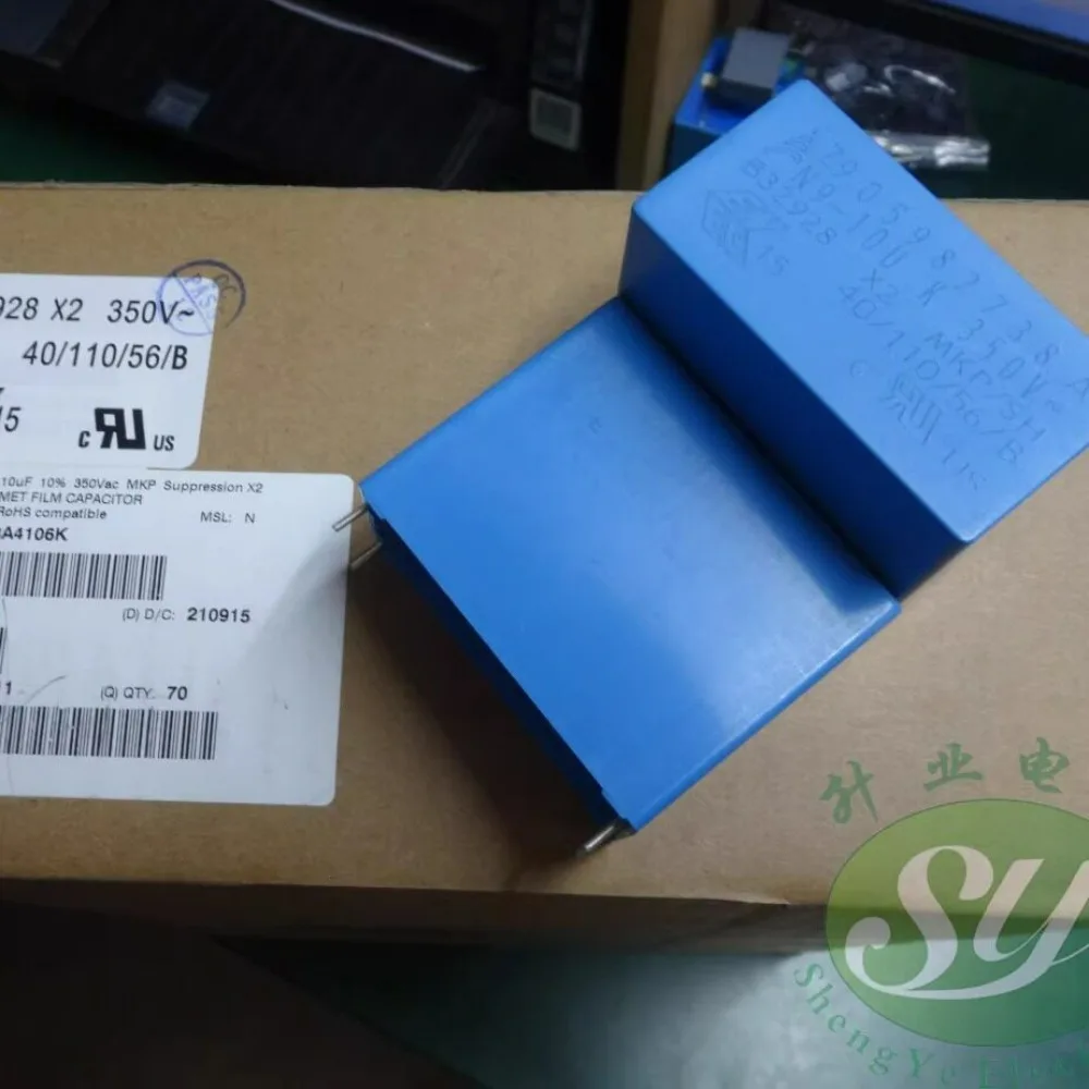 

1PCS EPCOS 10uf 350vAC 106 K Brand New 52mm x 21mm Absorption Film Capacitor B32928A4106K