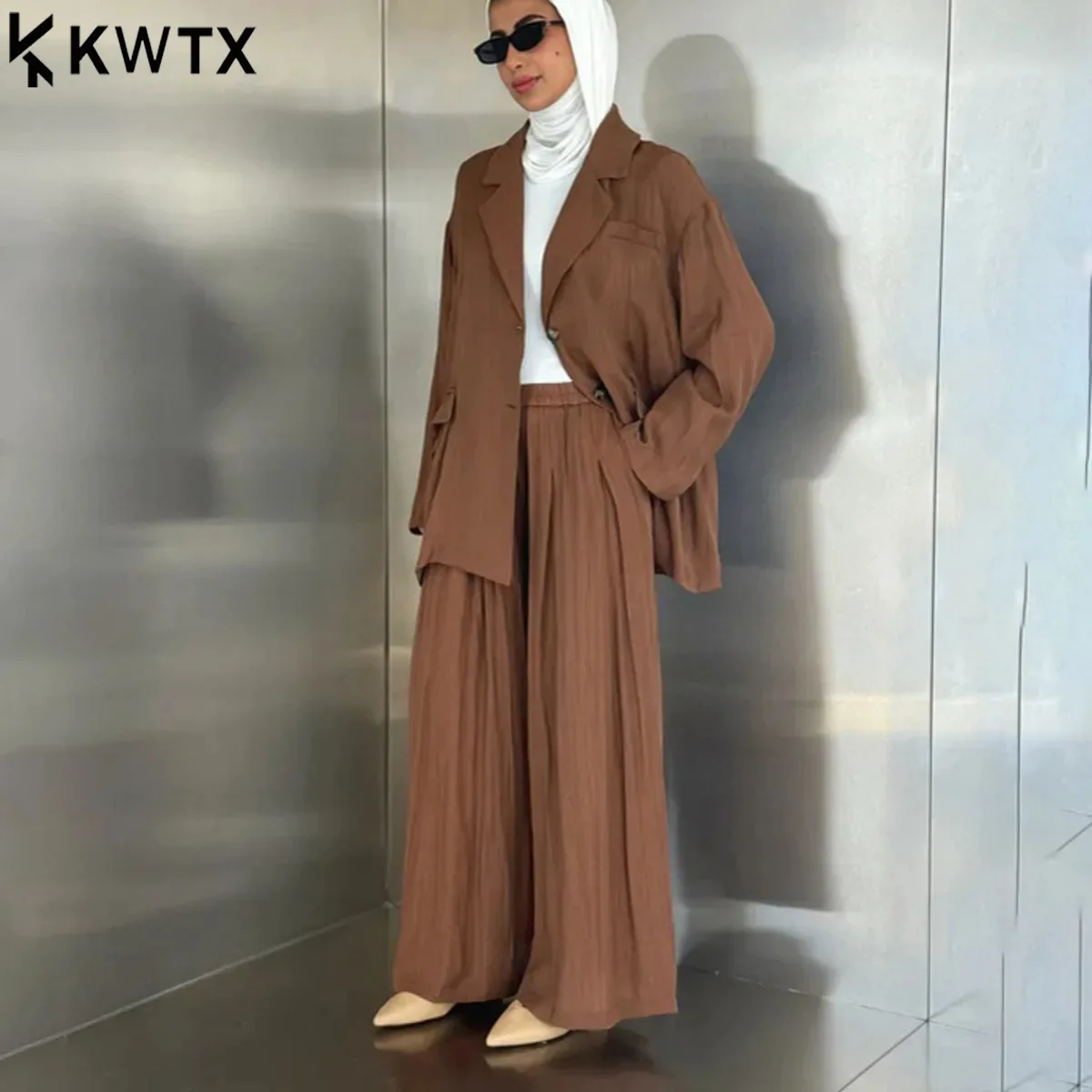 

KWTX в 2023 году. Новые женские модные повседневные плиссированные брюки, комплекты из дюжина с удобной тканью.