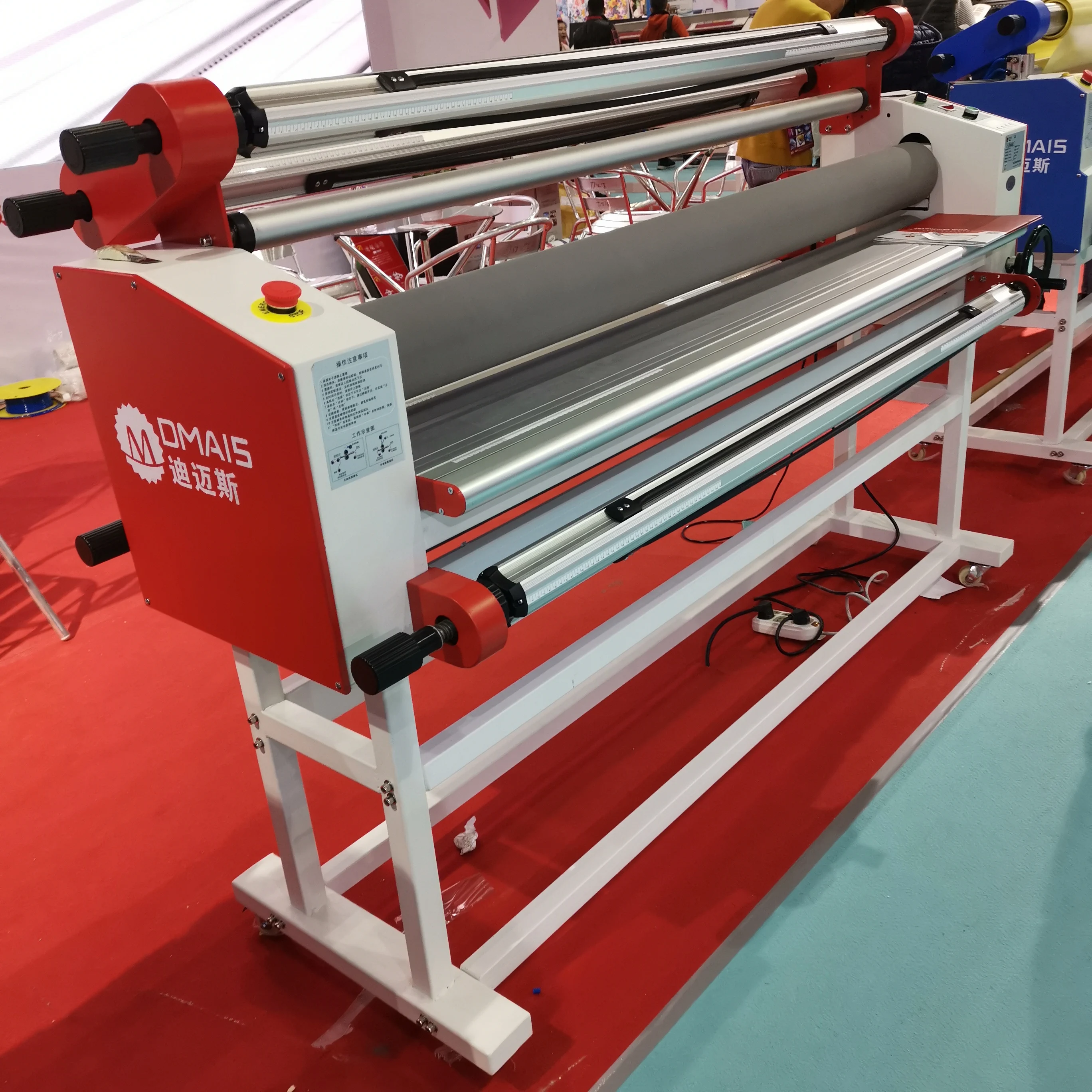 

Electric Laminating Machine 63\" Wide Format Hot And Cold For A3 A4 A5 Paper Sizes