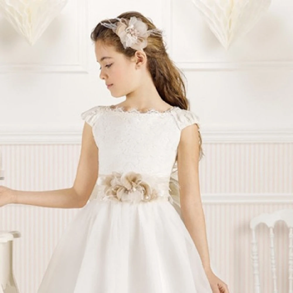 

Flower Girl Dresses For Wedding Sleeveless Floor-length Cap Sleeves Satin First Communion Dresses For Girls