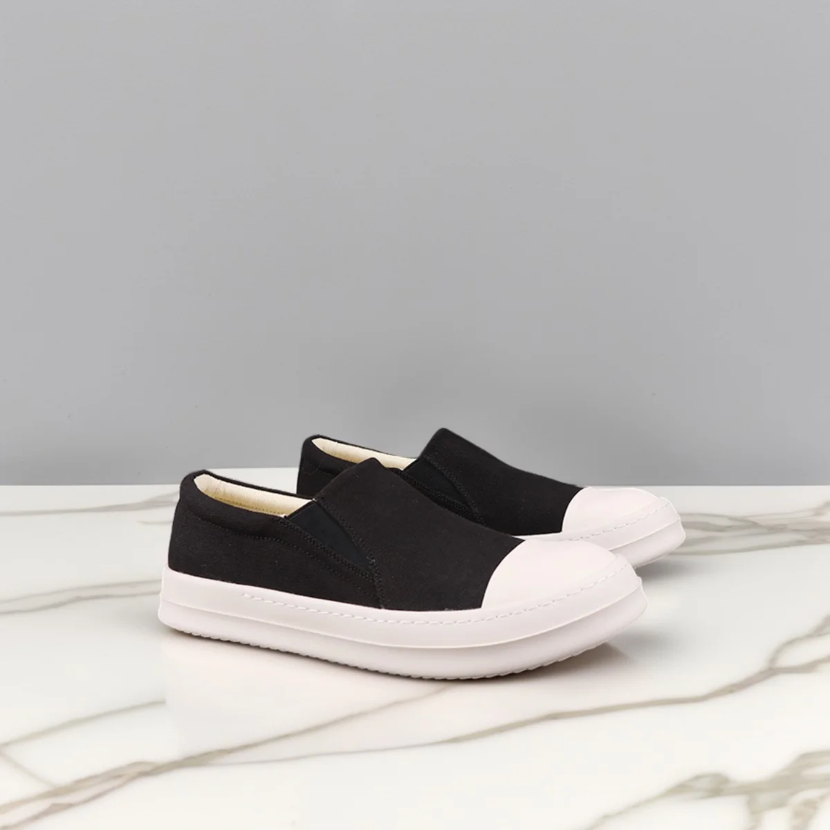 

Men's Casual Canvas Shoes Women Low Top Slip-on shoes Streetwear Luxury Designer Black White Flats Sneakers For Autumn Shoe