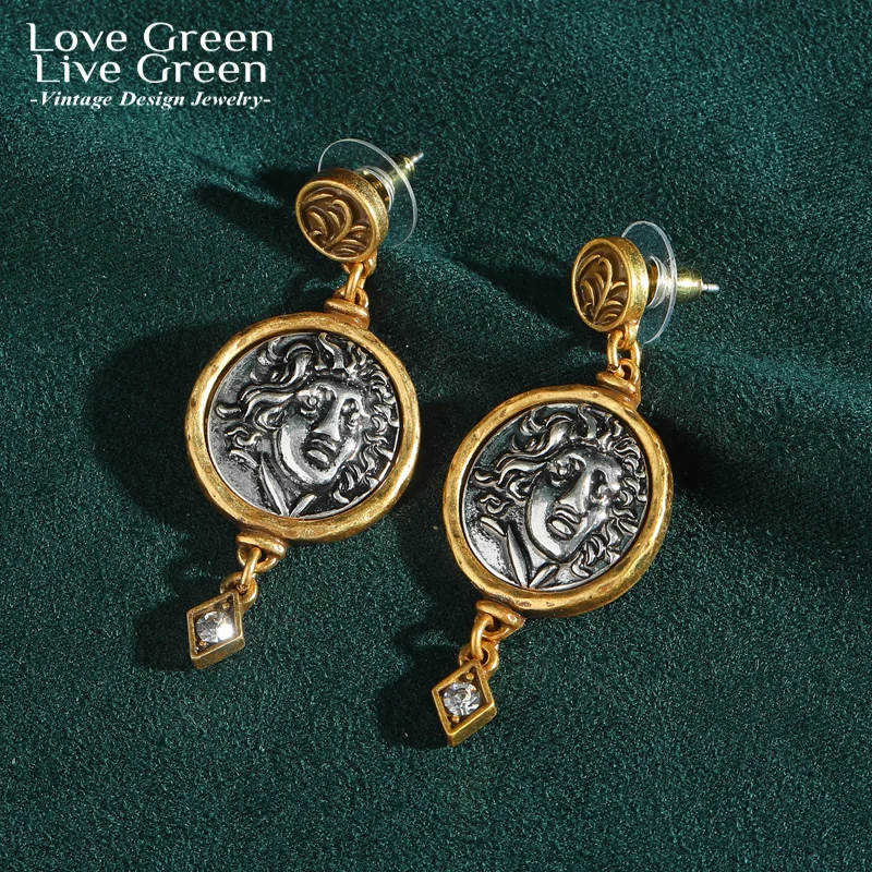 

Vintage Coin Drop Earring White Rhinestone Beauty Head Portrait Design For Woman Accessories Gold Color Mother's Day New Jewelry