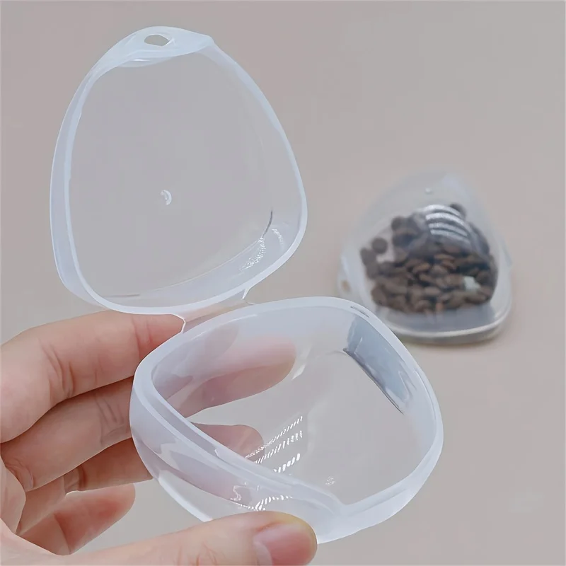 2-Piece portable pet snack bag, plastic mini snack box for dogs and cats, compact walking training snack storage container