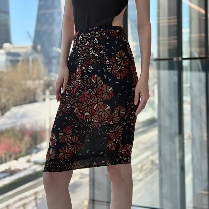 

Elegant Floral Print High Waist Wrap around Midi Skirt Versatile Slimming Short plus Size Women's French Style Polyester