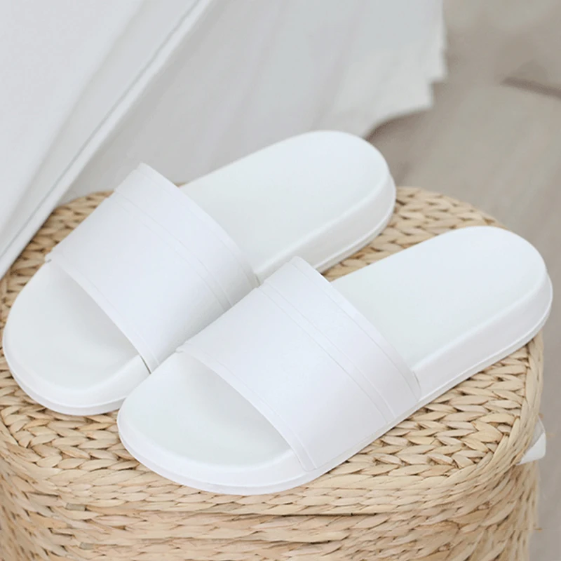 2024 Men Women Indoor Home Slippers Summer Soft Comfortable Bath Slippers Couple Family Flat Thick Platform Outdoor Beach Sandal