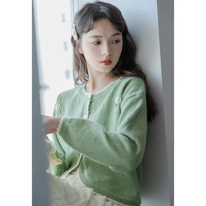 Green Knitted Cardigan Women Spring and Autumn 2023 Japanese Sweetheart Top Gentle Design Feeling Small Sweater Female Coat