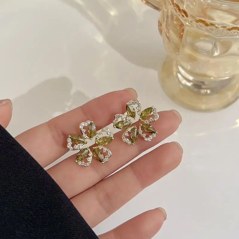 Forest Style Olive Green Zircon Flower Stud Earrings For Women New Trendy Crystal Ears Accessories Jewelry Gift Party Daily Wea