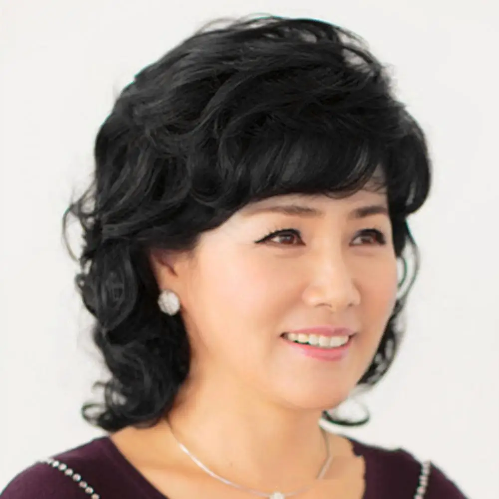 Japanese Style Women Short Curly Wig with Bangs Fluffy Natural Silky High Temperature Fiber Middle Aged Mom Synthetic Hair