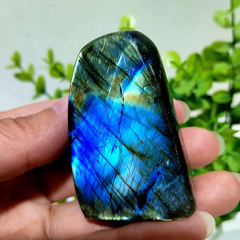 Small  Natural Stone Blue Labradorite Crystal Freeform Witchcraft Meditation Energy Feng Shui Crystal Room Decor view 5