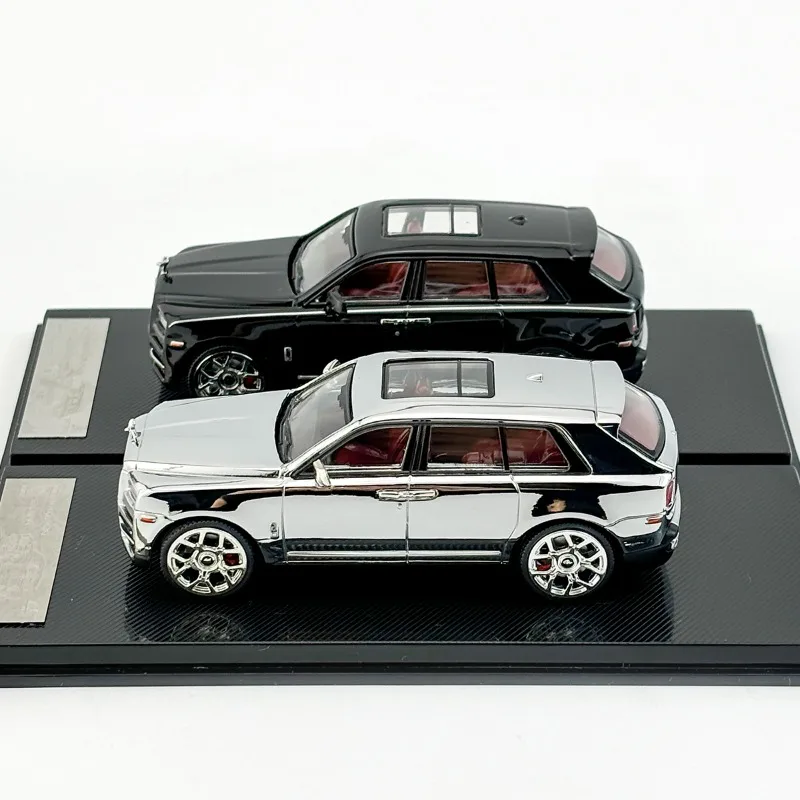 Diecast 1/64 Scale Rolls Royce Cullinan MVP Car Model Alloy Rolls Royce Cullinan Business Estate Car Model Collection Decoration