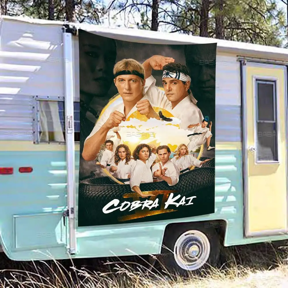 Banderas Colgantes Promocionales de Gran Tamaño para Tiendas con Diseño de la Película de Comedia Clásica Cobra Kai