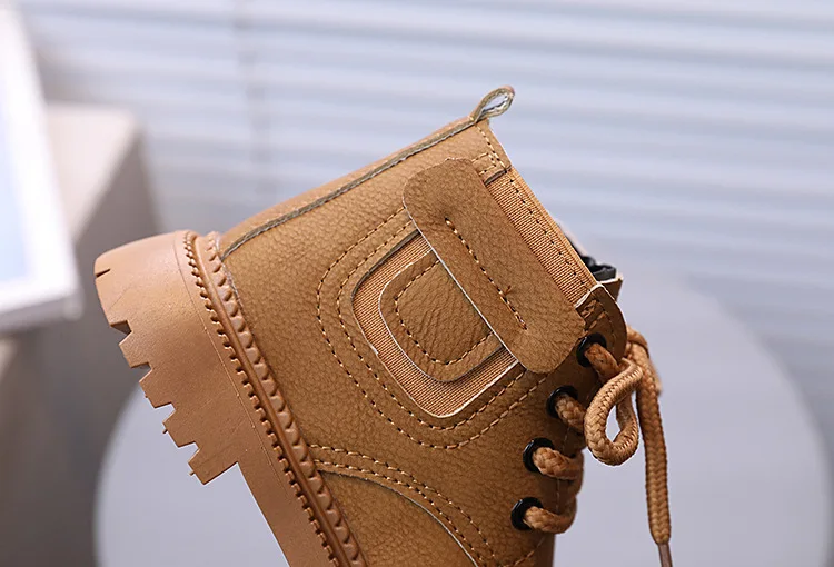 2026 Herbst Neue Kinder-Lederstiefel für Jungen Einfarbig Vielseitig Atmungsaktiv Schlichte Kinder-Kurzstiefel für Mädchen Lässig Einfach – Detail 19
