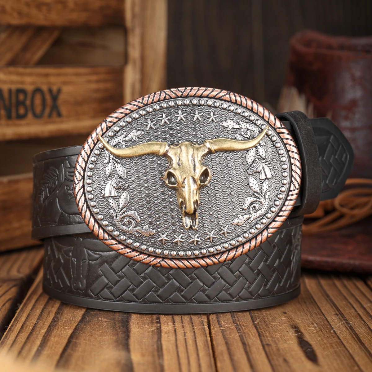 A PU Belt Suitable for Both Men and Women, Combining the Style of Western Denim and Retro, Is Perfect for Daily Casual Outings