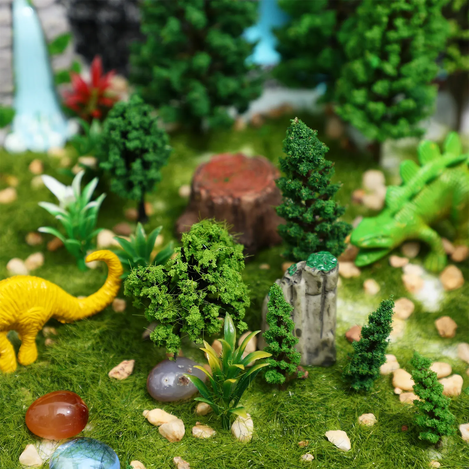 40Pcs Micro Landscape Trees Mixed Miniature Simulation Branches for Train Scenery DIY Craft Projects Plastic Small Pine Trees