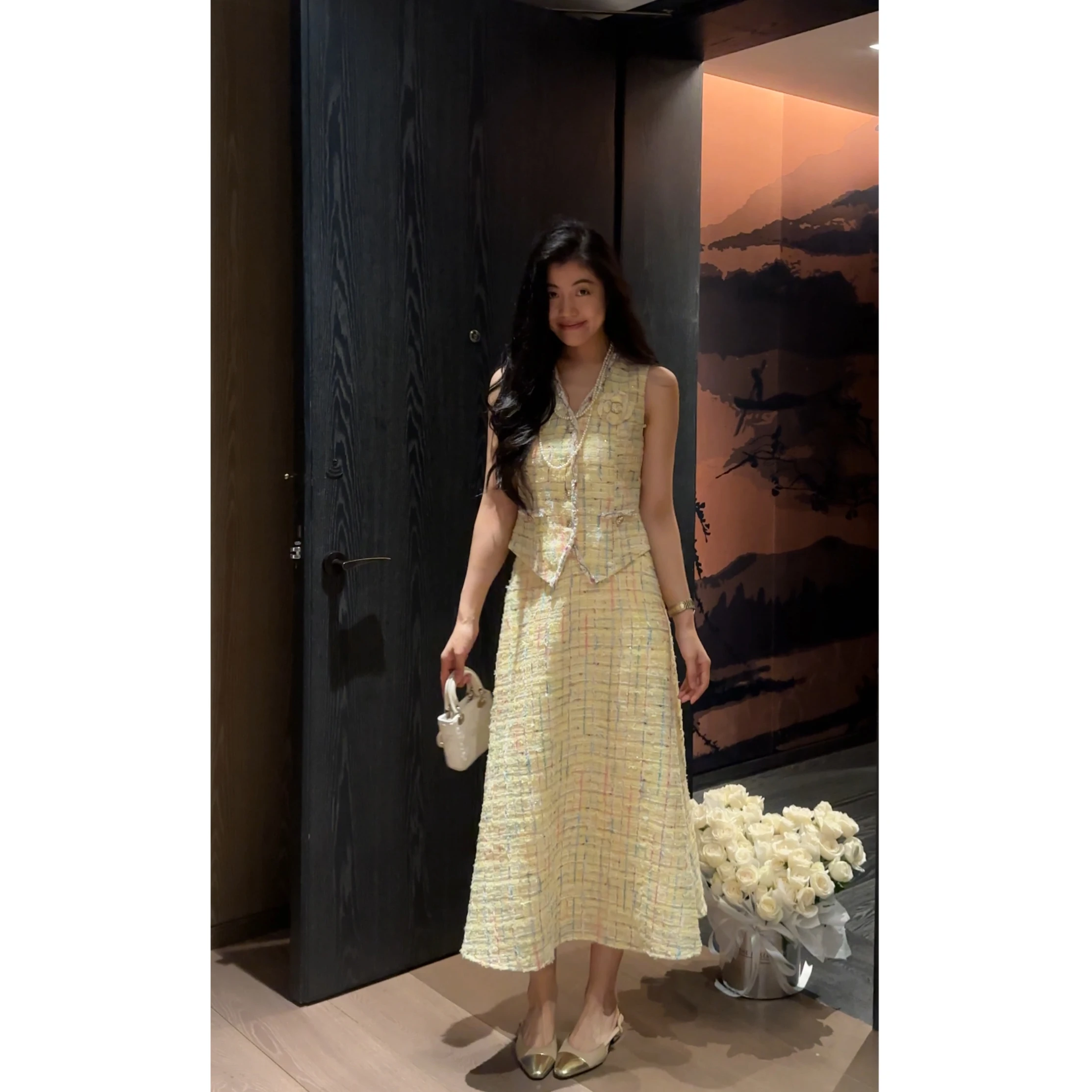 

NCOU Nicole Handmade Beaded Flower iny Diamond ter Ne Dr And Skirt Set Ele Ladylike Sle Autumn New Arrival