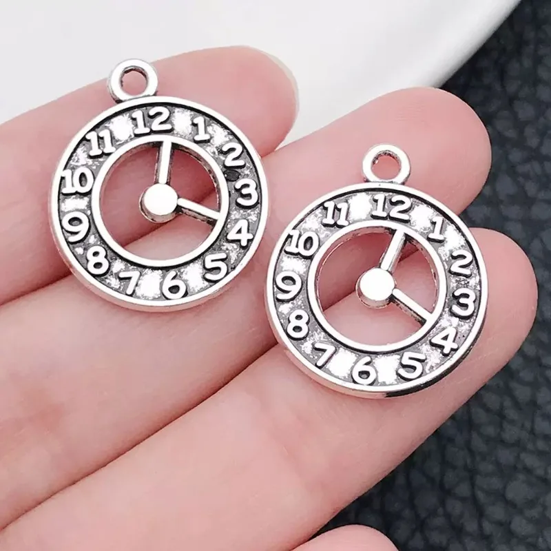 150 Stück antiksilberfarbene Uhrenzifferblatt-Anhänger, 21 x 18 mm, DIY-Armbänder, Ohrringe, Schmuckherstellung # 4051 Großhandel – Detail 1