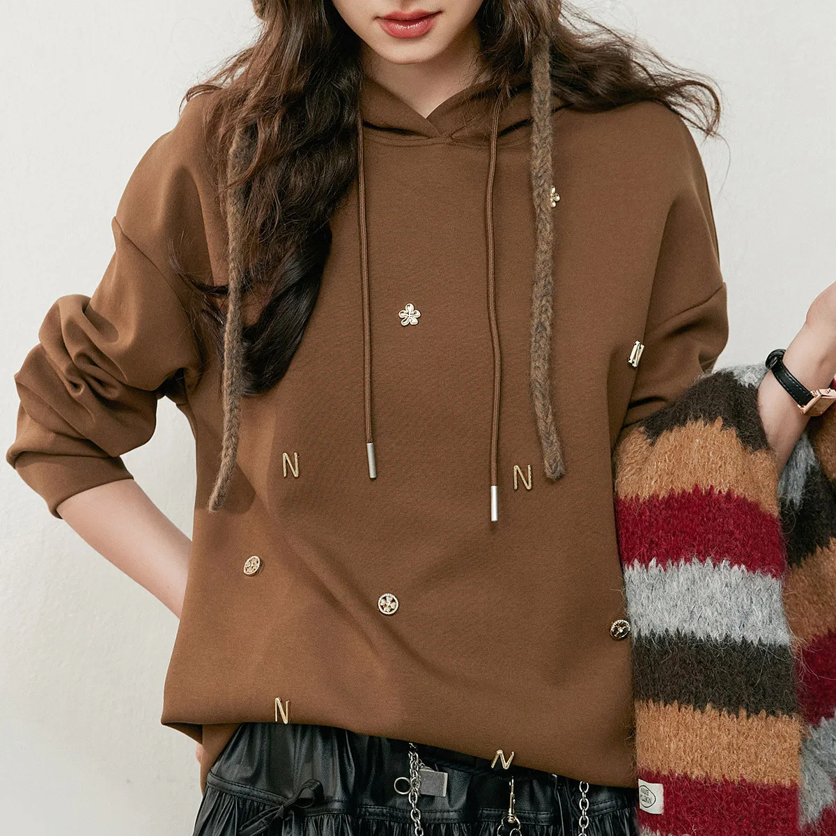 LOUIS YAO New Handmade Accessories Women's Hoodies 2025 Autumn Shoulder Sleeve Micro Elastic Sweatshirts Loose Long Sleeve Tops