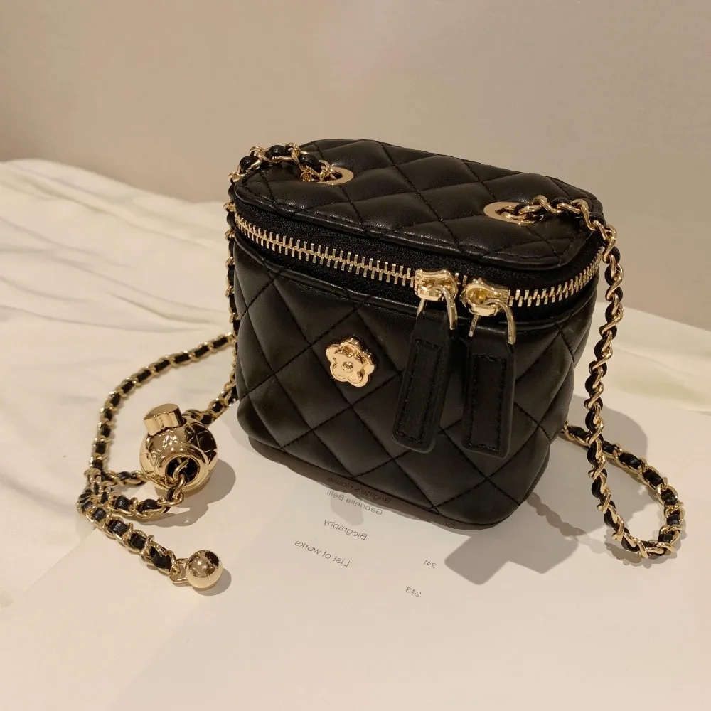 

Ladies Bag New Camellia Rhombic Chain Box Small Bag Women's Summer Shoulder Messenger Bag