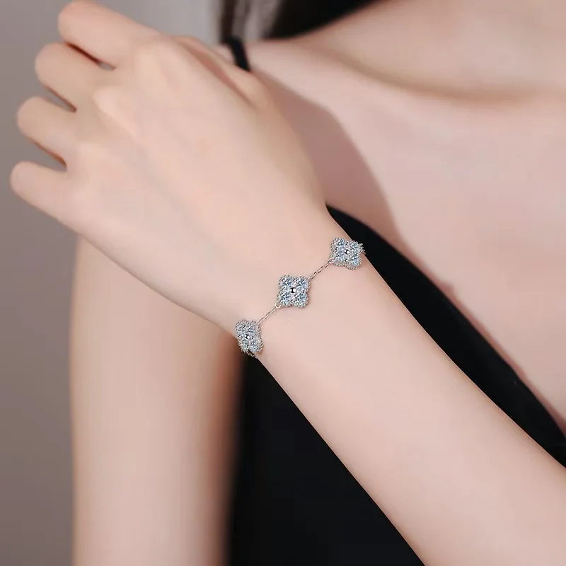 Full Diamond Jewelry Four-Leaf Clover High-End Bracelet S925 Sterling Silver Bracelet Moissanite Bracelet Moissanite Bracelet for You