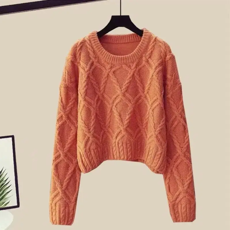 Autumn and Winter 2024 New Women's Set Lazy Style Loose Round Neck Knitted Sweater Flare Jeans Two Piece Set