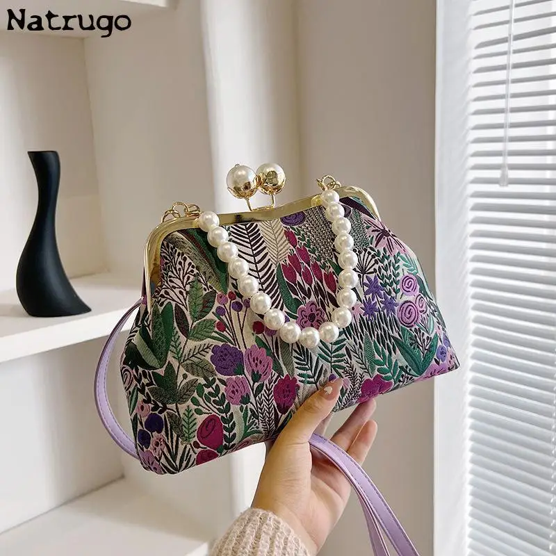 Elegant Lady Embroidery Bags Clip Purse And Handbag Flowers Dinner Clutch Hand Bag Ladies Pearl Chain Crossbody Shoulder Bag