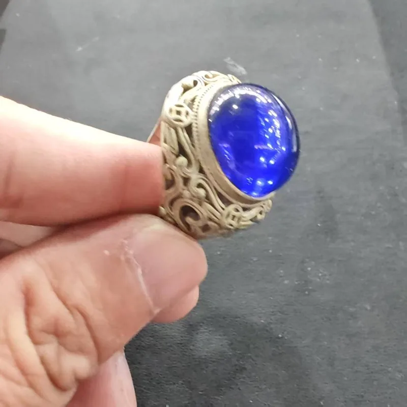 Vintage Hohl Geschnitzter Runder Blauer Imitations-Saphirring Unisex Retro Metall Fingerring Ethnischer Tribal Statement Herrenschmuck Geschenk – Detail 5