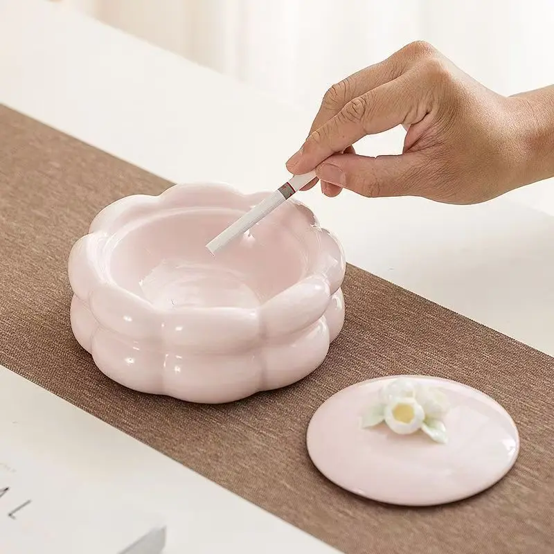 Handmade flower ashtray, ceramic ashtray with anti ash cover, pink women's exclusive ashtray