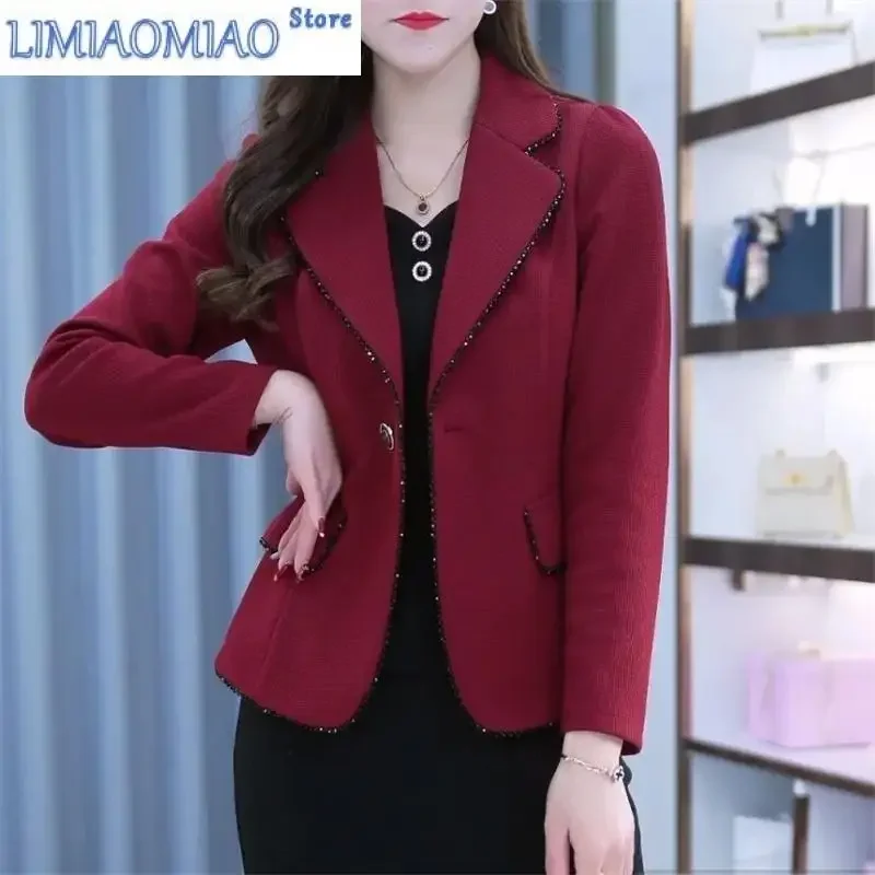 New Spring Autumn Female Casual Versatil  Nail bead Short Suit Coat Women's Korean Fashionable Temperament High End Slim Blazer