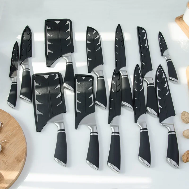 أكمام غطاء السكاكين تناسب سكين الشيف، وسكاكين الخبز والتشكيل - وواقي الشفرة من بلاستيك ABS