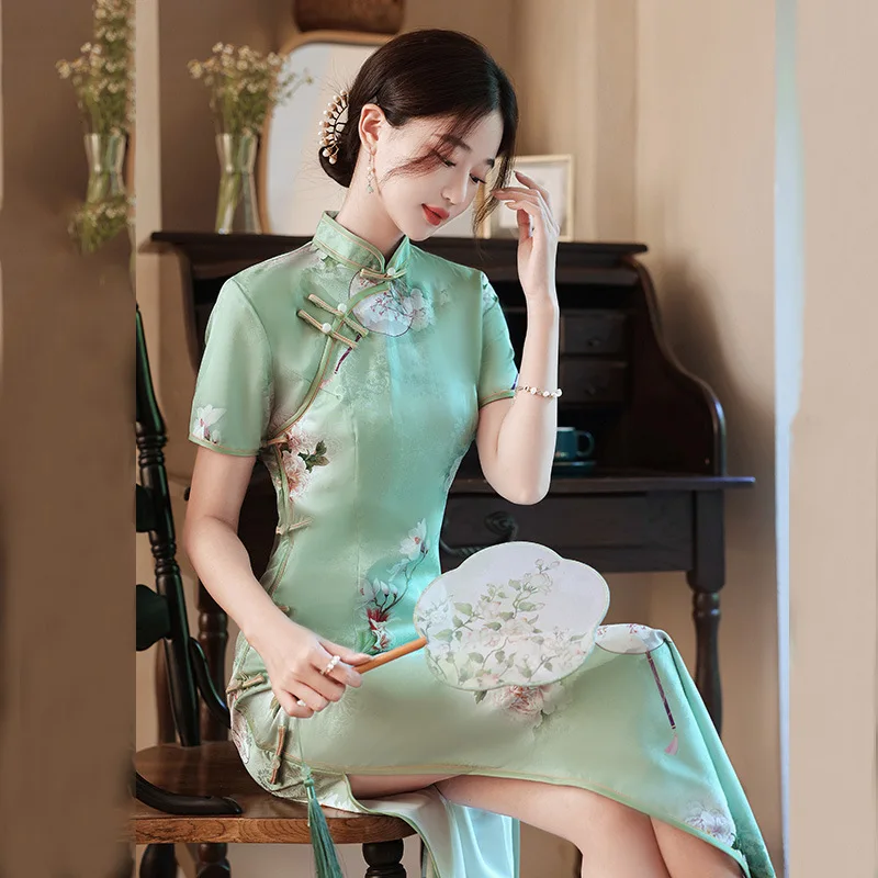 

Elegant Summer Double-layer Green Long Cheongsam Catwalk Performance Retro Fashion Qipao Chinese Style Evening Dress for Women