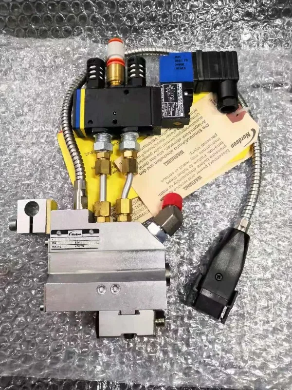 Nuoxin Mini Pistola de pulverização dupla Cabeça Pistola de pulverização MIB02TLP Backfeed CA P-16 W Pistola pneumática