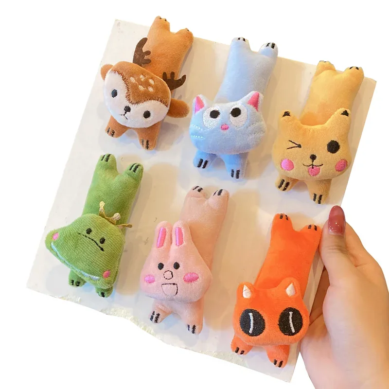 Cute Teeth Grinding Catnip Toys Interactive Plush Cat Toy Pet Kitten Chewing Vocal Toy Claws Thumb BiteToy for Cats Hot