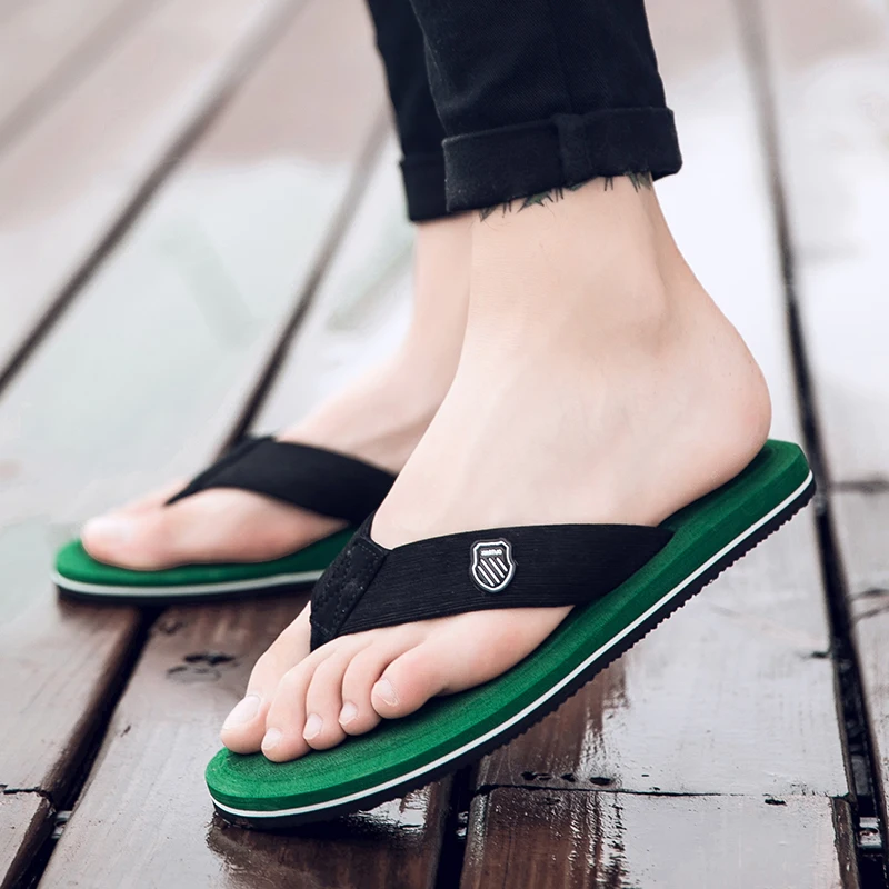 Big Size 38-48 Brand Hot Sale Flip Flops Men Summer Beach Slippers Men High quality Fashion Breathable Casual Men Slippers Black