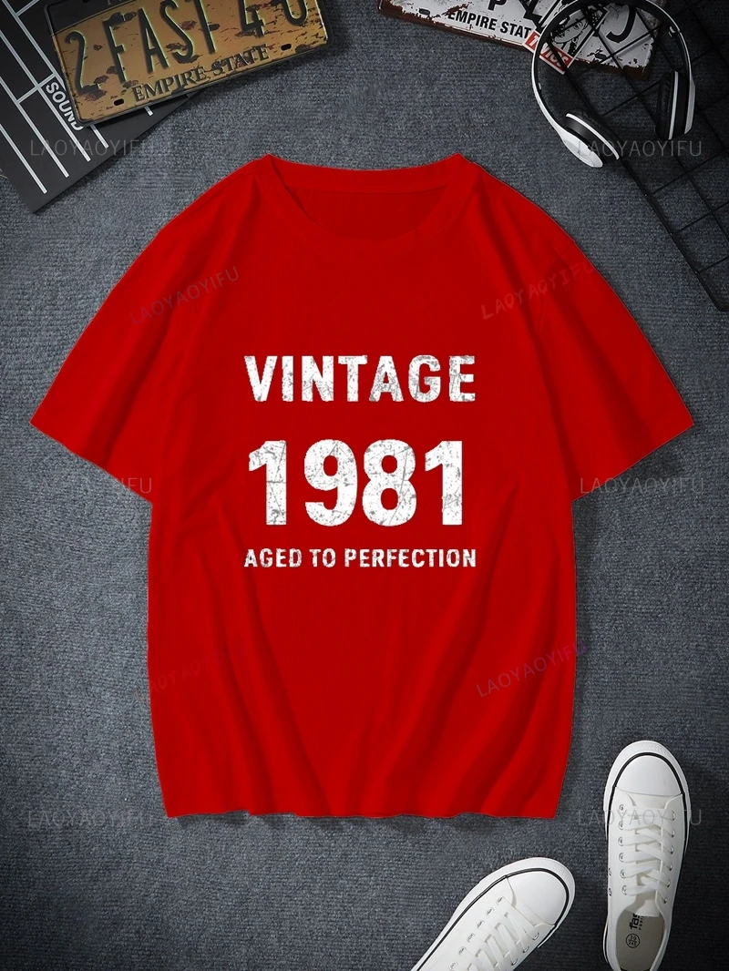 VINTAGE 1981 AGED TO PERFECTION, Men's Classic Period Shirt, Everyday Casual Street Wear, Spring/summer Top Loose Cotton T-shirt