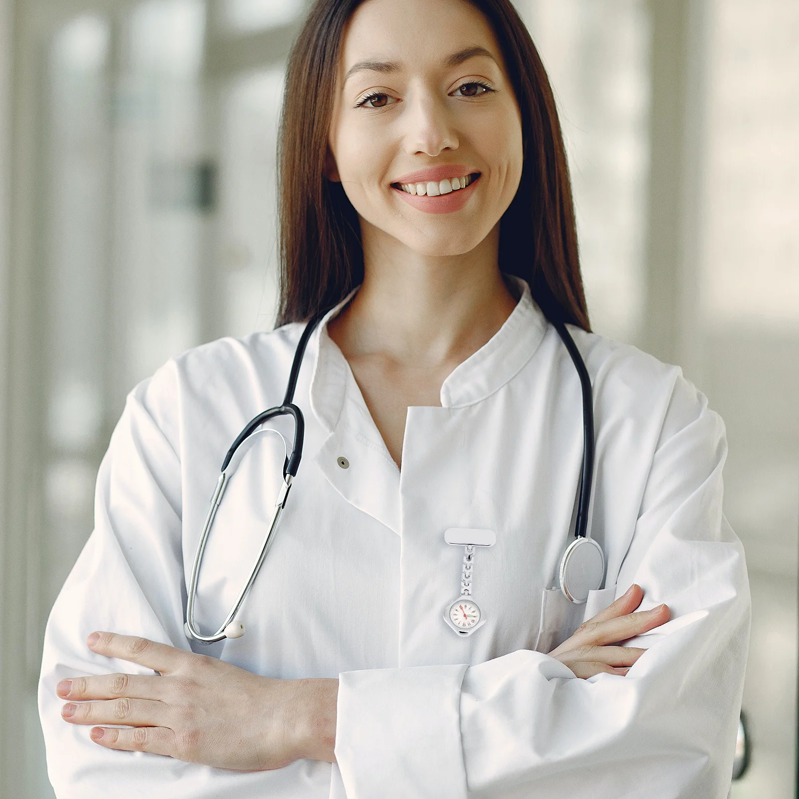 1Pcs Nurse Pocket Watch Medical Chest Watch Lightweight Luminous Clear Dial Timing Tool for Doctors Nursing Staff