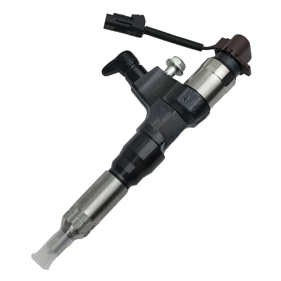 

Made In China Diesel Injector 095000-6952 23670E0330 Common Rail Injector With Nice Quality