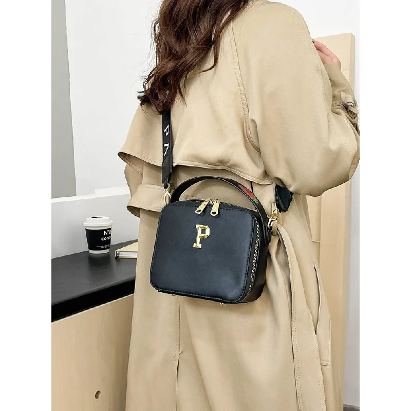 حقيبة يد نسائية فاخرة مصنوعة من الجلد المصنوع من الألياف الدقيقة، كاجوال مالطا، عصرية، أنيقة، واسعة، مظهر يومي