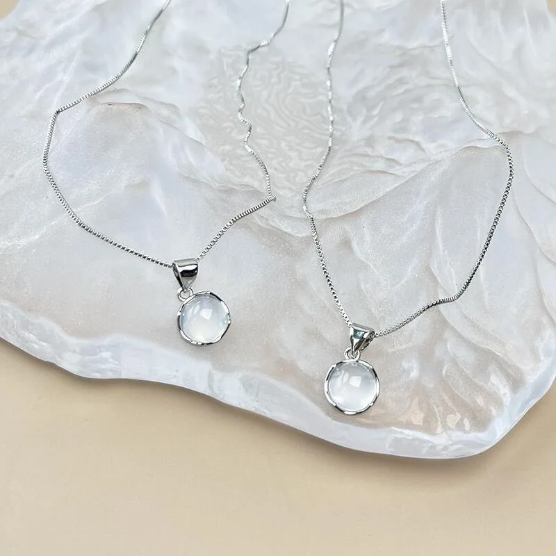 Yerik Mode Silber Farbe Weiß Runde Mondstein Anhänger Halsketten für Frauen Luxus Temperament Schlüsselbein Kette Halskette Schmuck – Detail 8