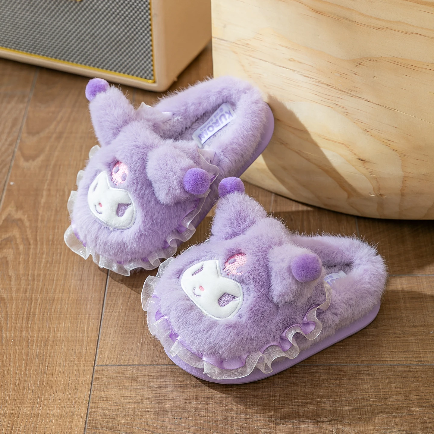 

Милые детские и женские тапочки Sanrio с героями мультфильмов, домашние теплые легкие хлопковые зимние хлопковые тапочки Kuromi для спальни, детские шлепанцы