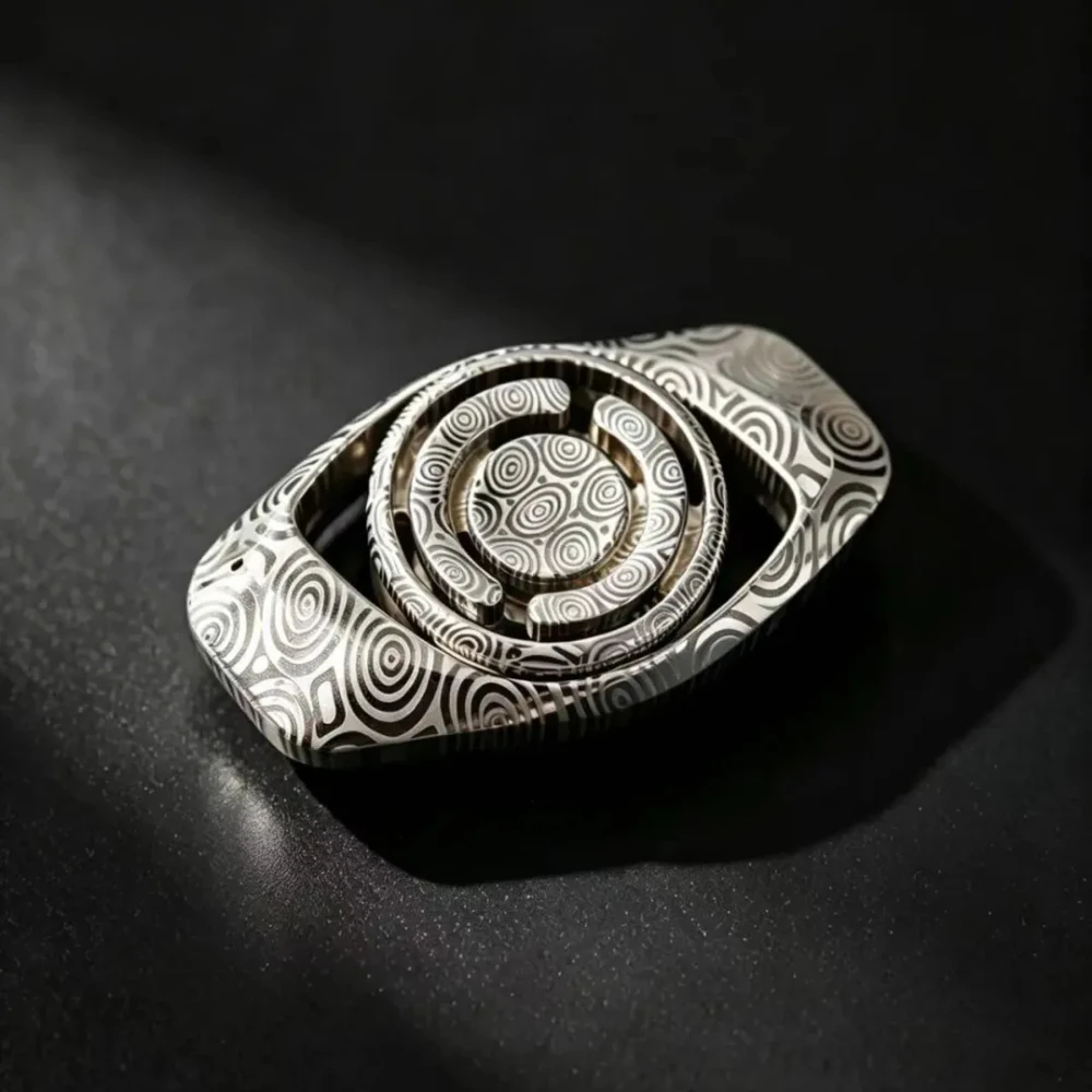Spinmoon EDC HUAN Damasteel Two-Bladed Fidget Spinner Handling Feel Gyro Stress Relief Toy Fidget Spinner Anxiety Relief Gadgets