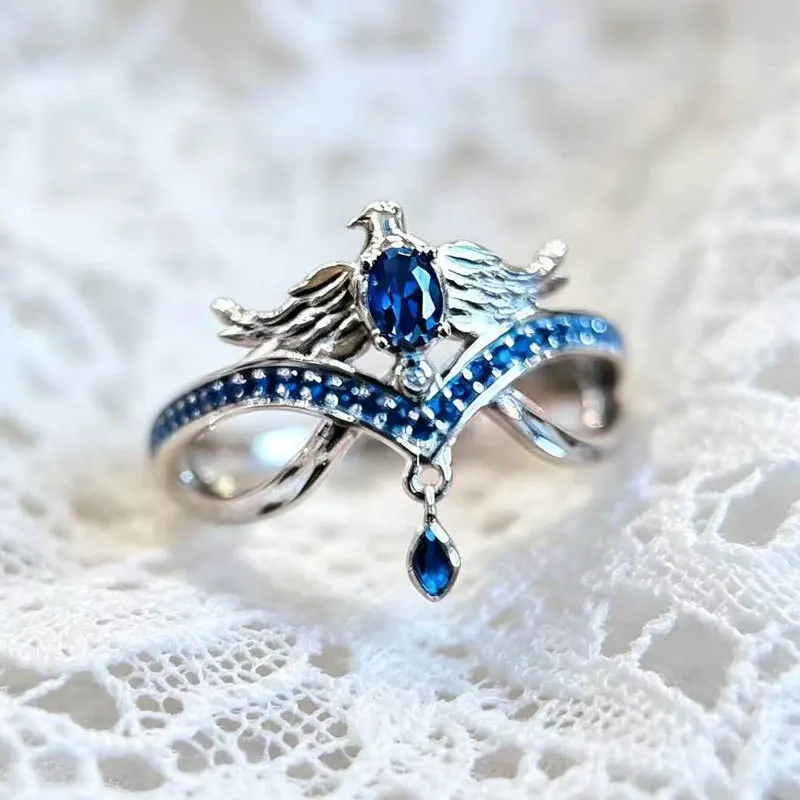 Anillo con el Escudo de las Casas de Hogwarts - Joyería Mágica Inspirada en Gryffindor y Slytherin, Ajustable, de Acero Inoxidable, para Uso Diario y Cosplay