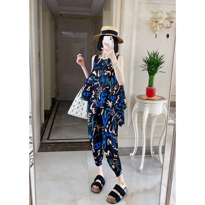 

SMVP Women Suit Round Neck Sleeveless Irregular T-shirt Retro Printing Loose Stretchy Pants 2025 Summer New Female 2-piece Set