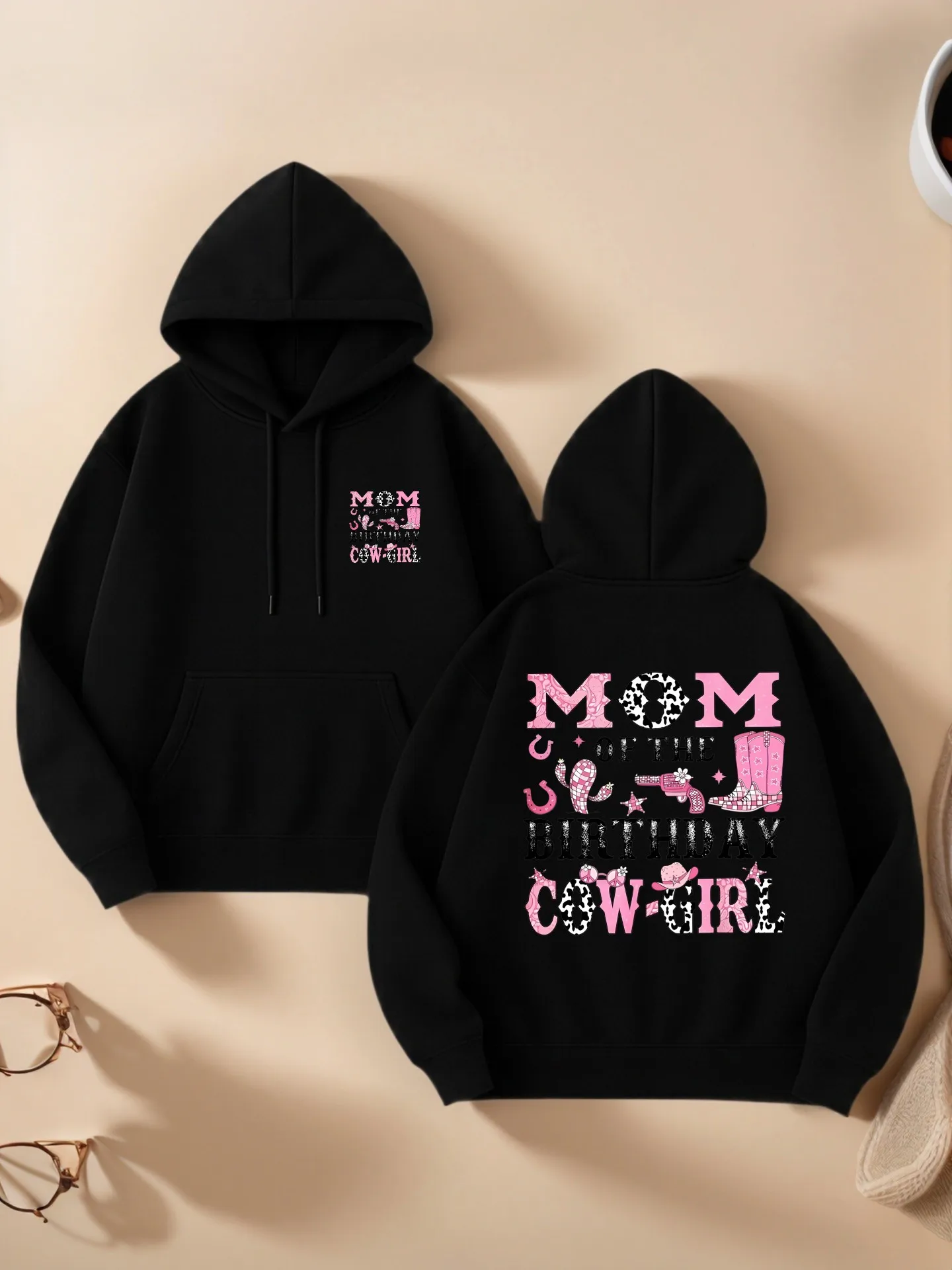 Damen-Kapuzenpullover, Cowgirl-Buchstabendruck „Mom of the Birthday“, lässiges ästhetisches Design, Fleece-Stoff, lässige Alltagskleidung für Frauen