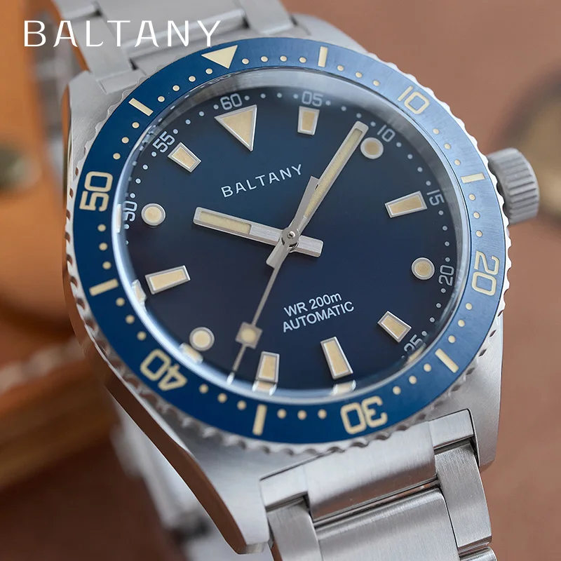 

Baltany S3080 Retro 39.5mm Automatic Dive Watches NH38 200M Waterproof Men Watch with Ceramic Bezel